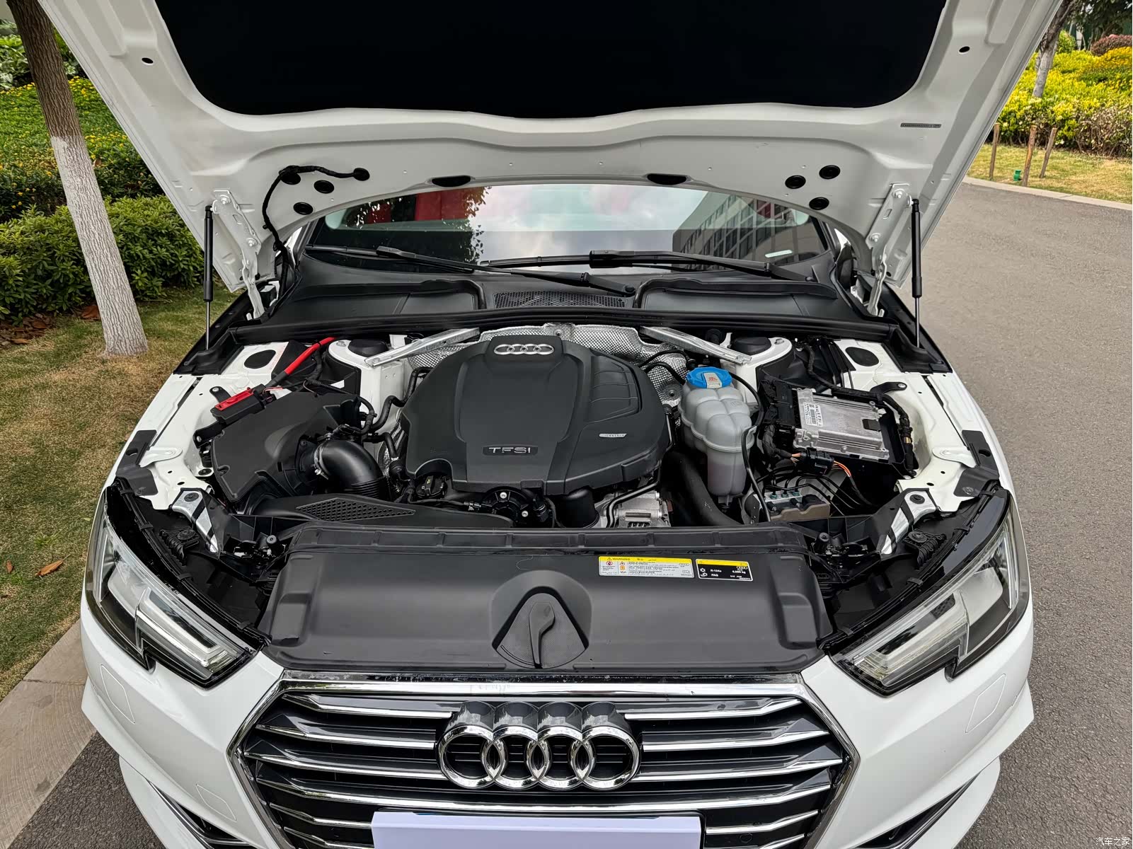 Audi A4L, 2019 27