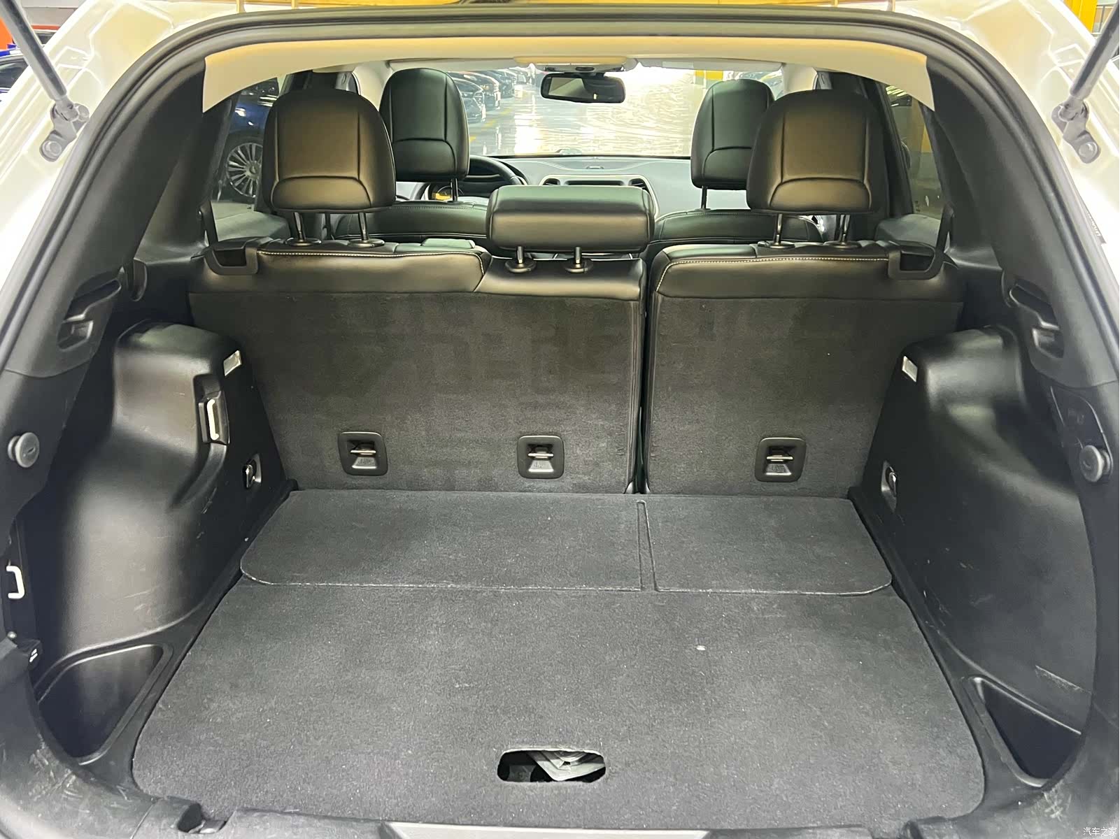 Jeep Cherokee, 2016 30