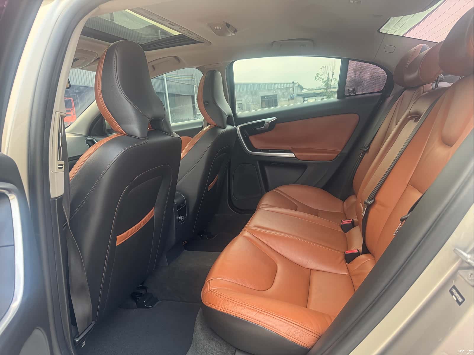 Volvo S60, 2015 16