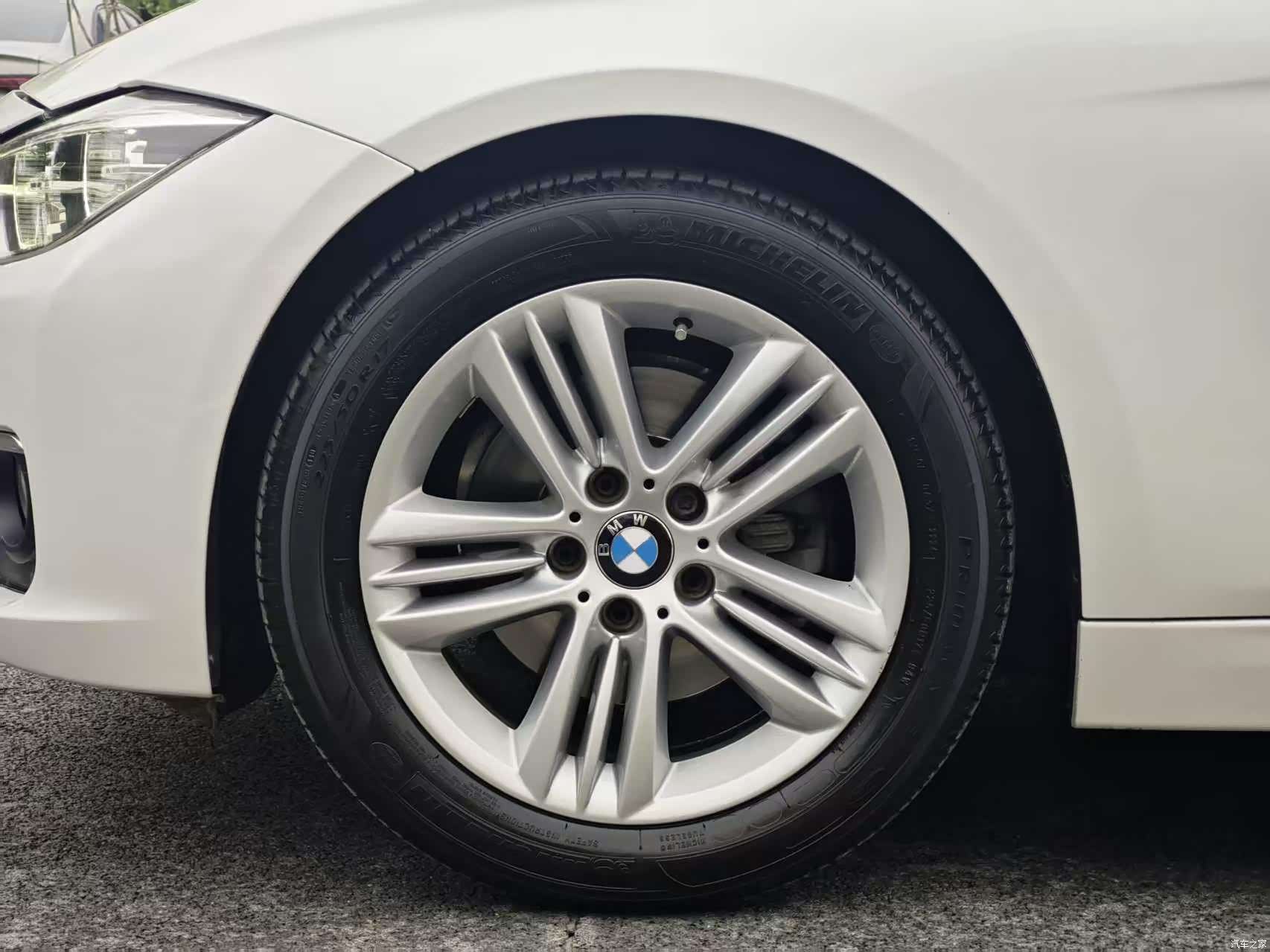 BMW 3 Series, 2017 все фото