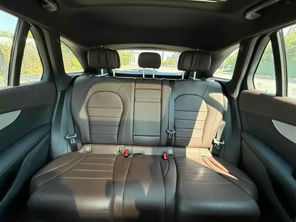 Mercedes-Benz GLC Mercedes-Benz GLC