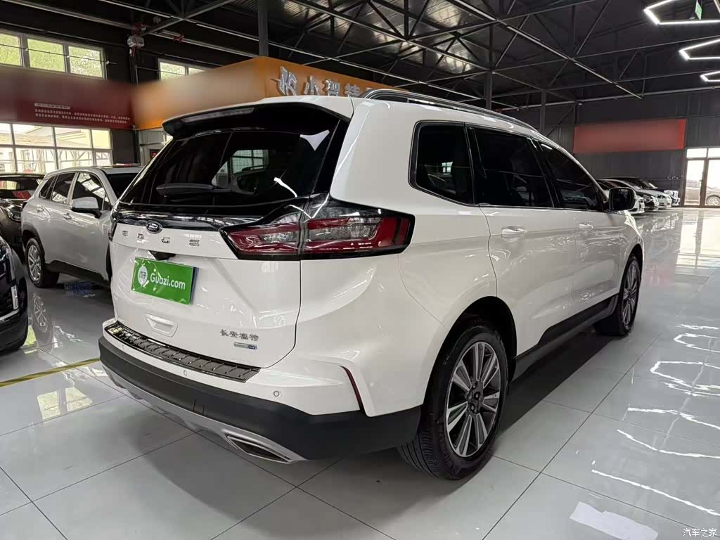 Ford Edge, 2021 9