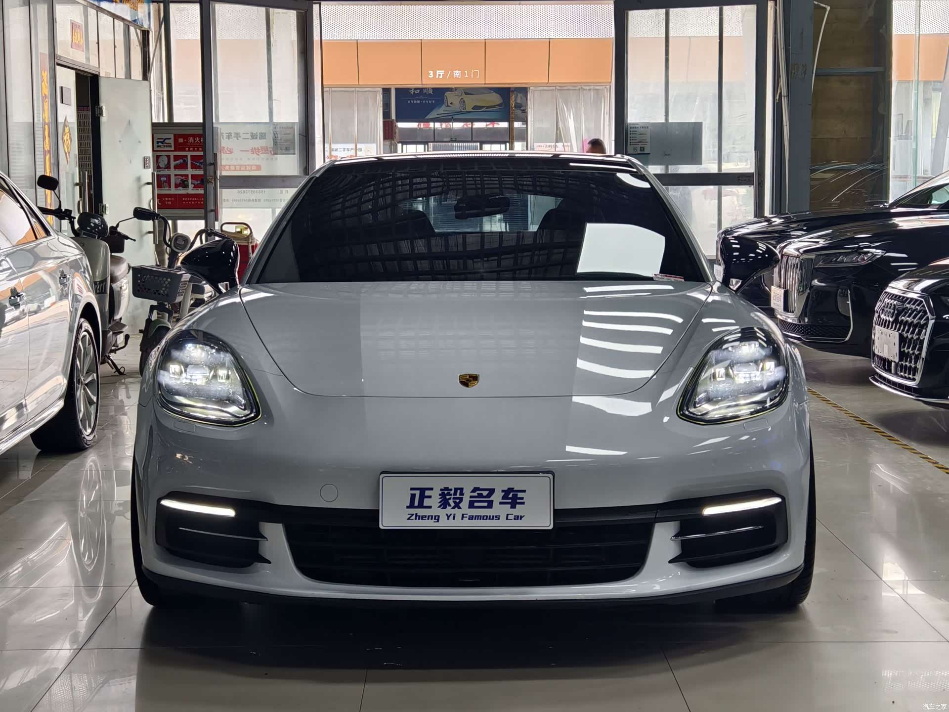 Porsche Panamera, 2019 2