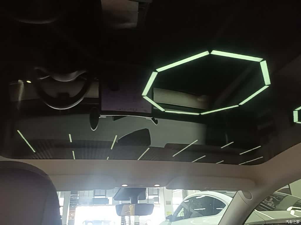 Tesla Model Y, 2021 18