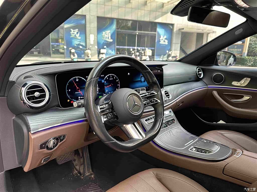 Mercedes-Benz E-Class, 2021 4