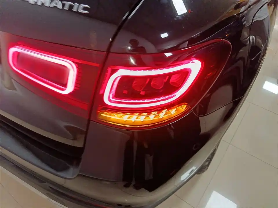 Mercedes-Benz GLC Mercedes-Benz GLC