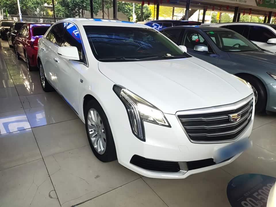 Cadillac XTS