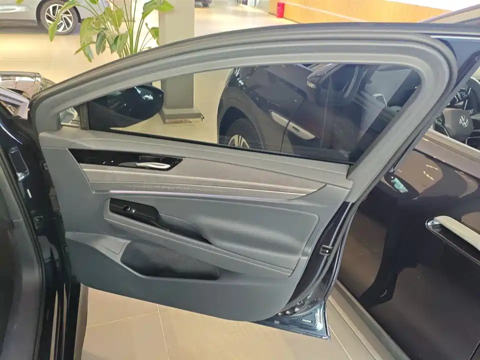 Volkswagen ID.7 VIZZION