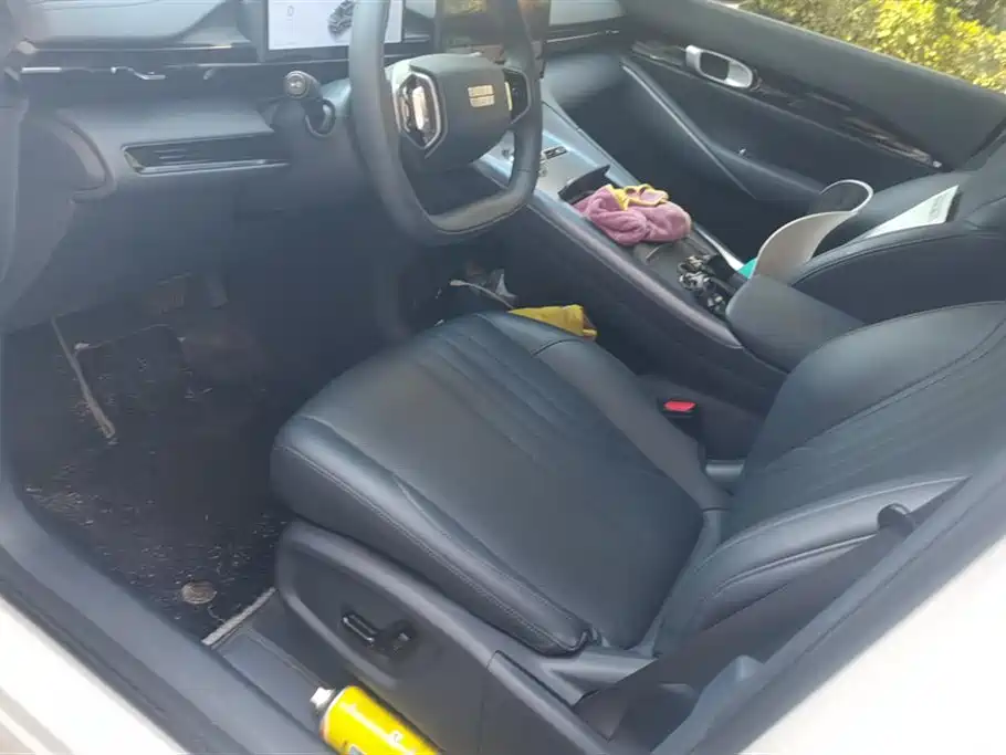 Geely Galaxy Galaxy E5