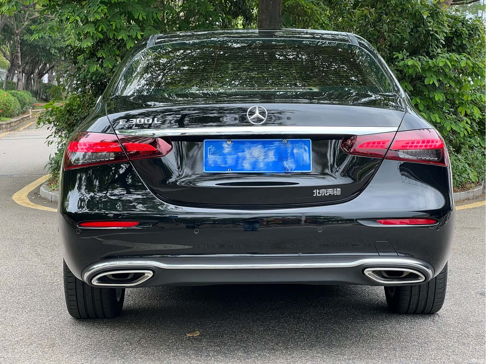 Mercedes-Benz E-Class, 2022 3