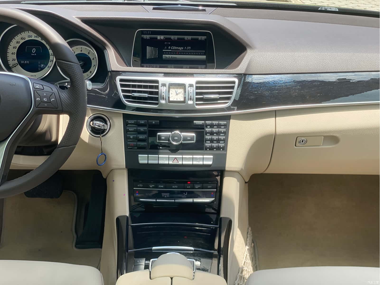 Mercedes-Benz E-Class, 2014 10