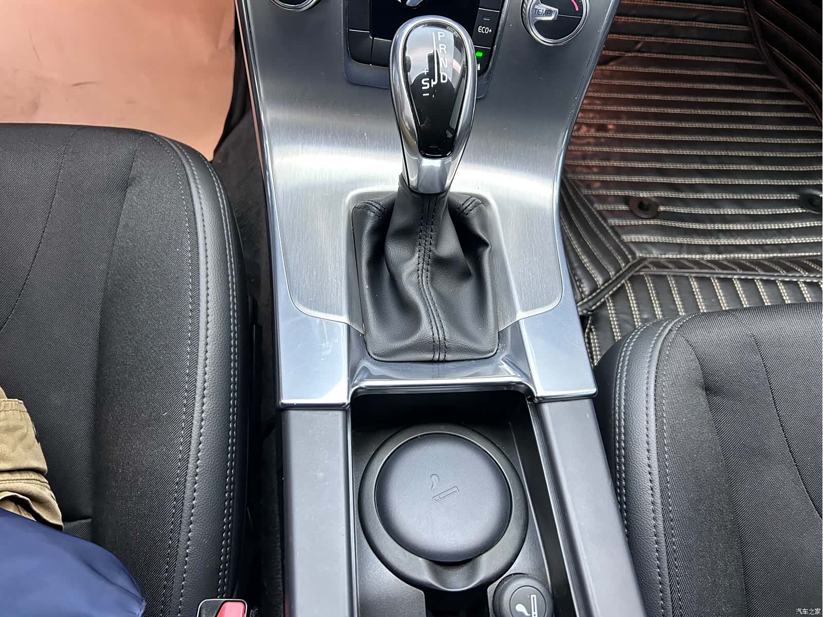 Volvo S60, 2016 17