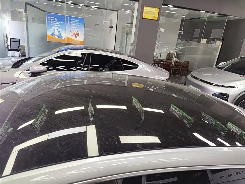 XPENG P7