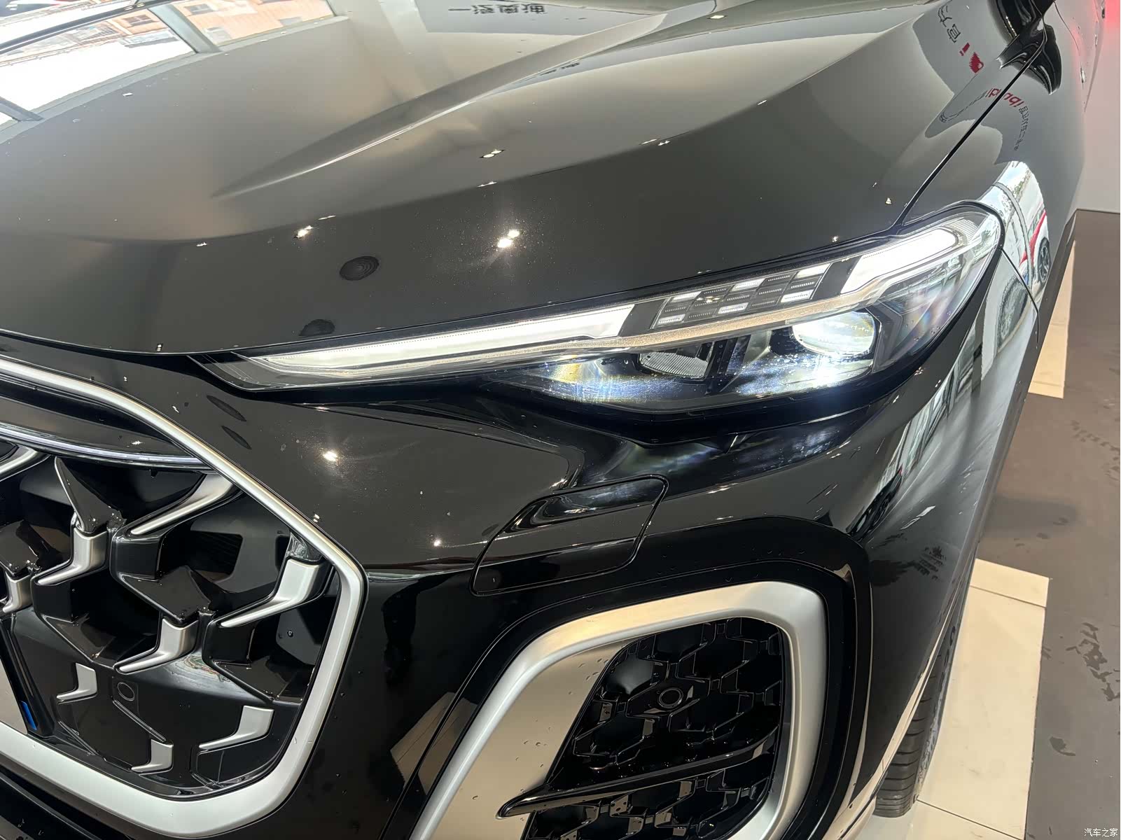 Audi Q5L, 2025 17