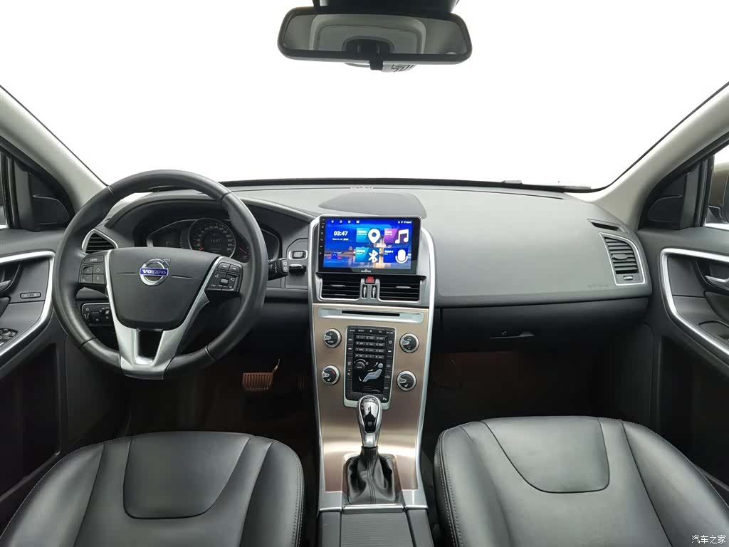 Volvo XC60, 2017 все фото