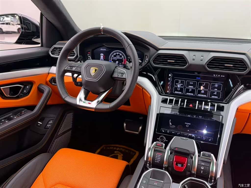 Lamborghini Urus, 2022 4