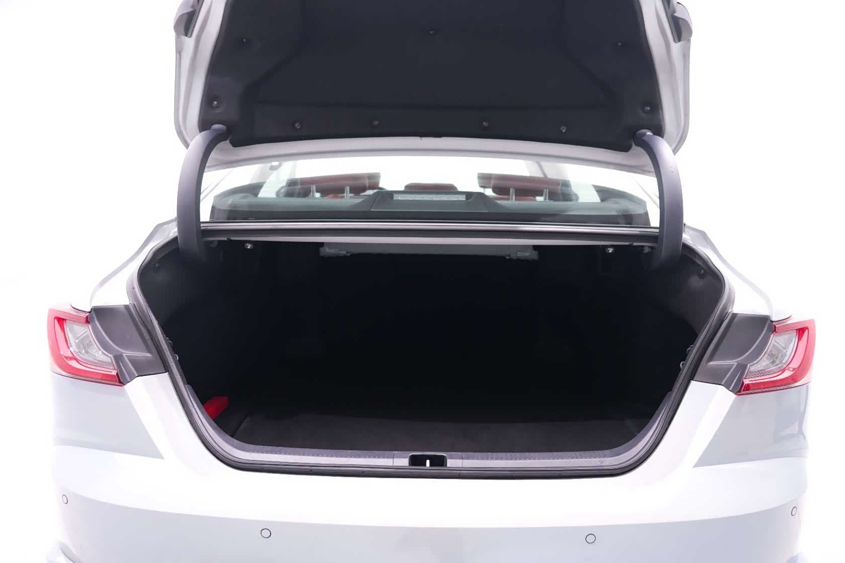 Toyota Camry, 2024 13