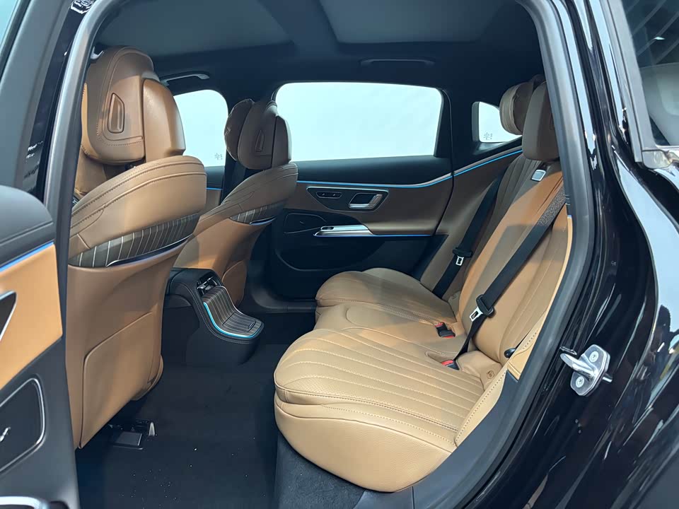 Mercedes-Benz E-class Mercedes-Benz E-class