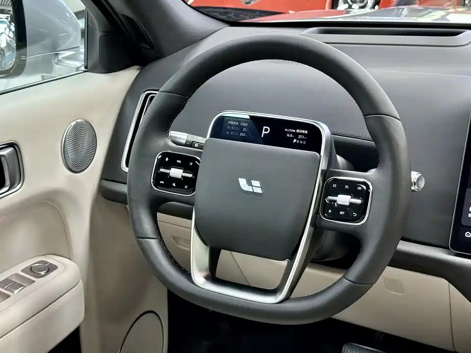 Li Auto Ideal L9