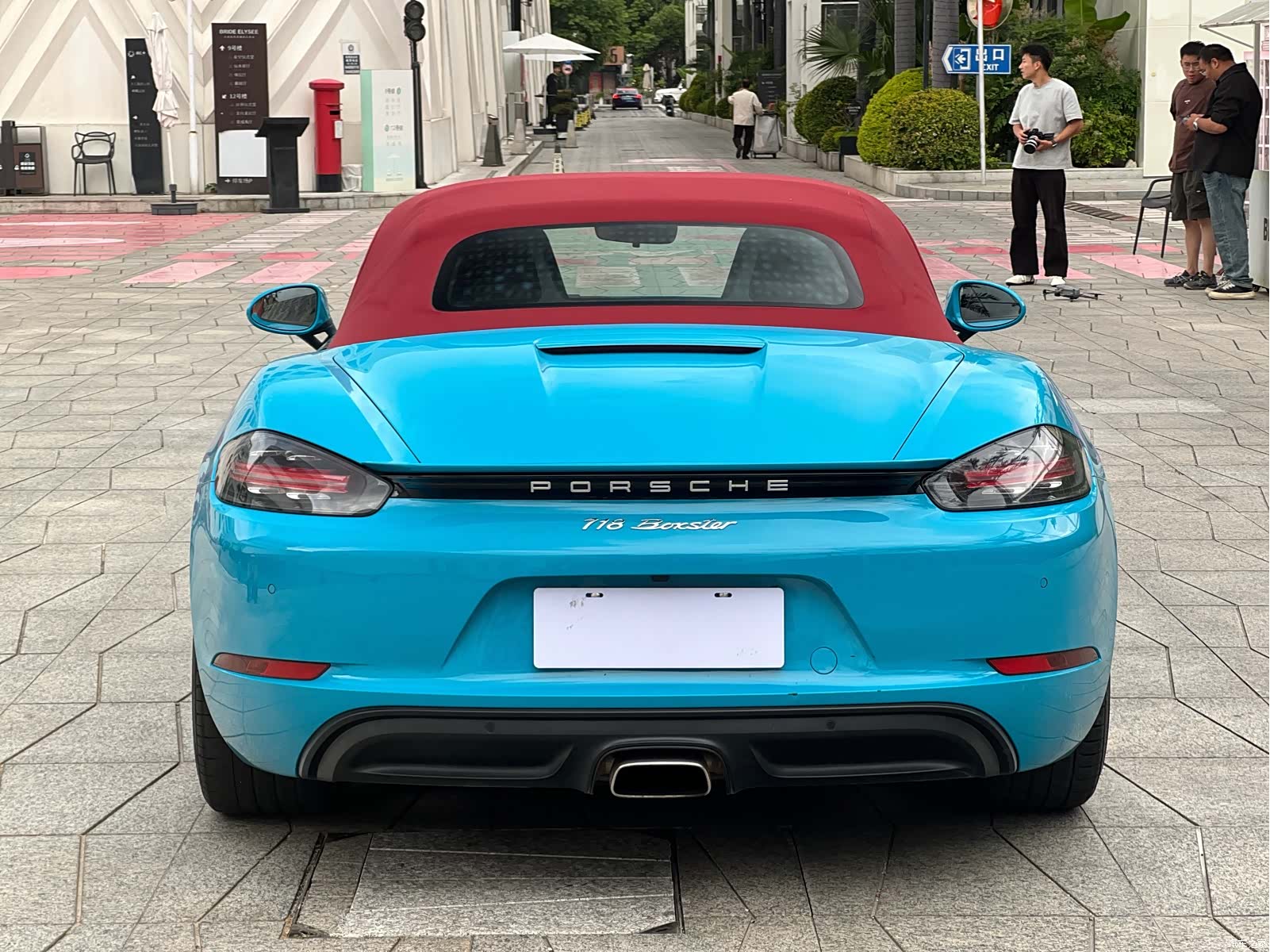 Porsche Boxster, 2018 все фото