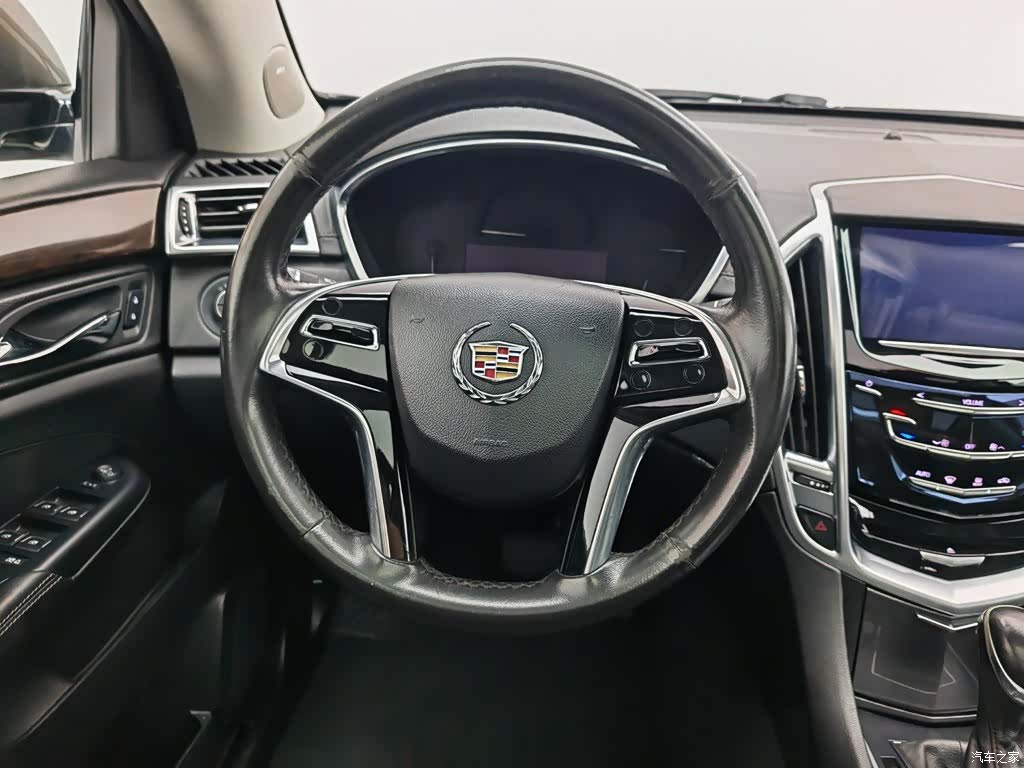 Cadillac SRX, 2014 11