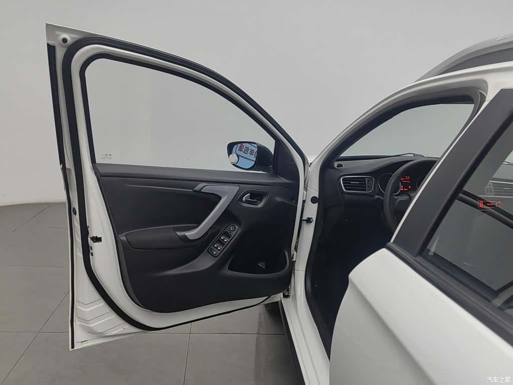 Citroen C3-XR, 2016 8