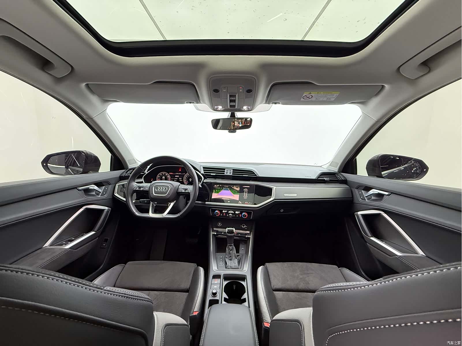 Audi Q3, 2023 9