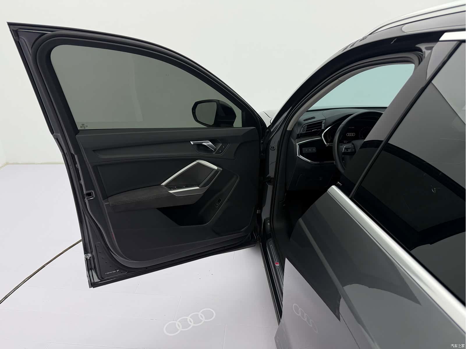 Audi Q3, 2023 24