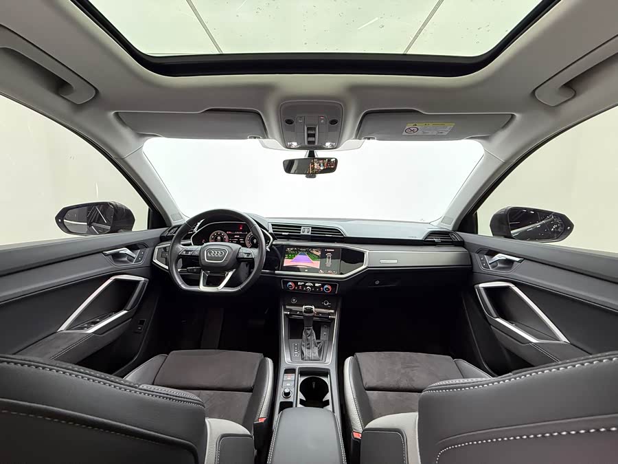 Audi Q3 2023, фото 9