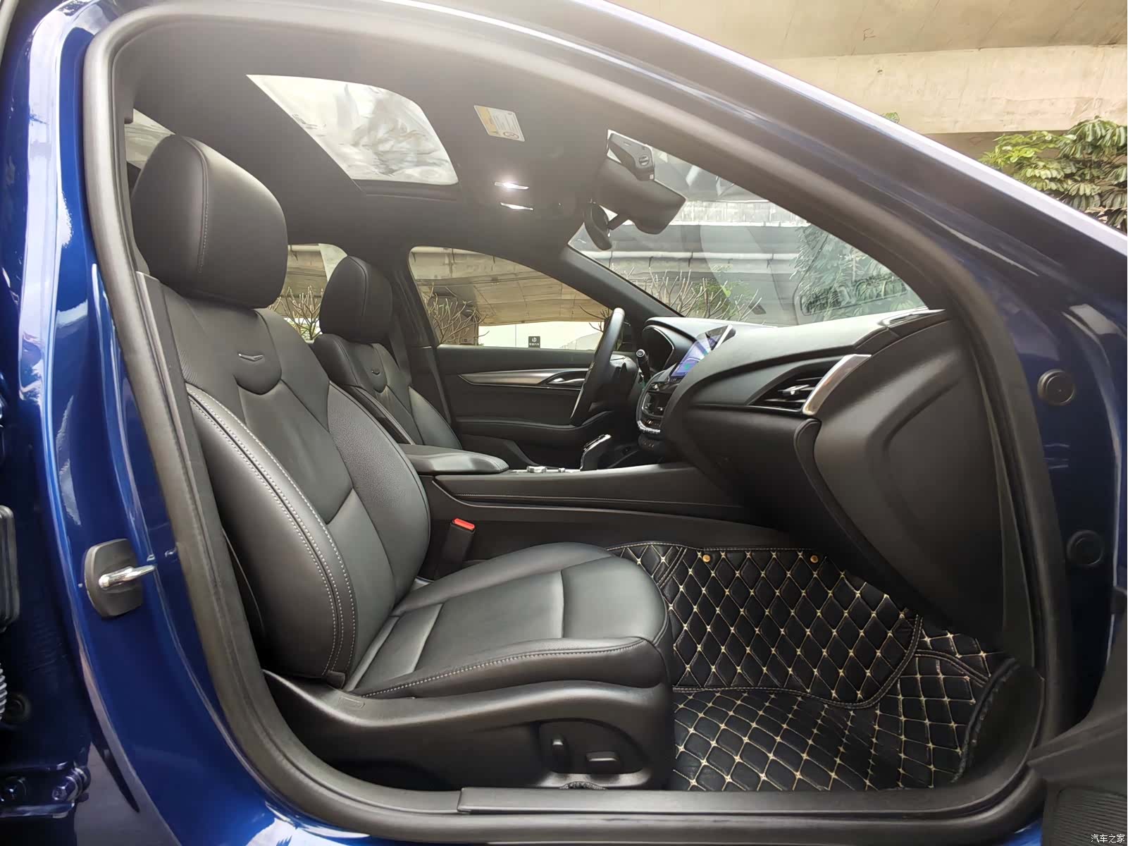 Cadillac CT5, 2023 10