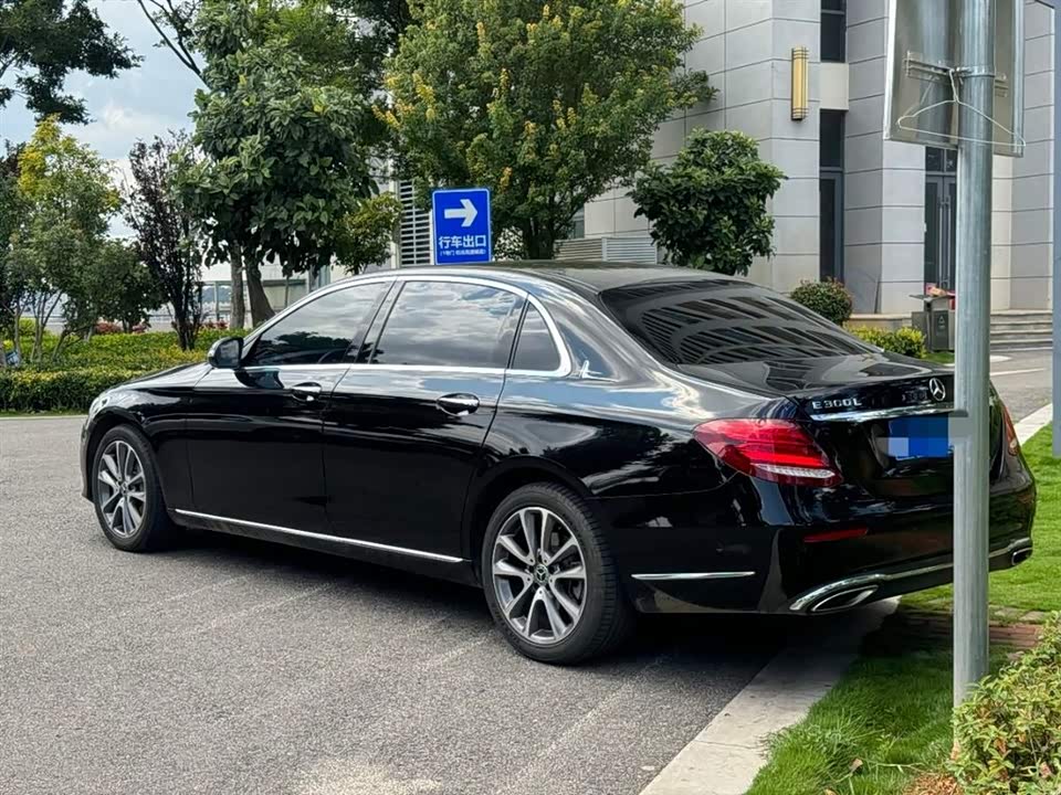 Mercedes-Benz E-class Mercedes-Benz E-class