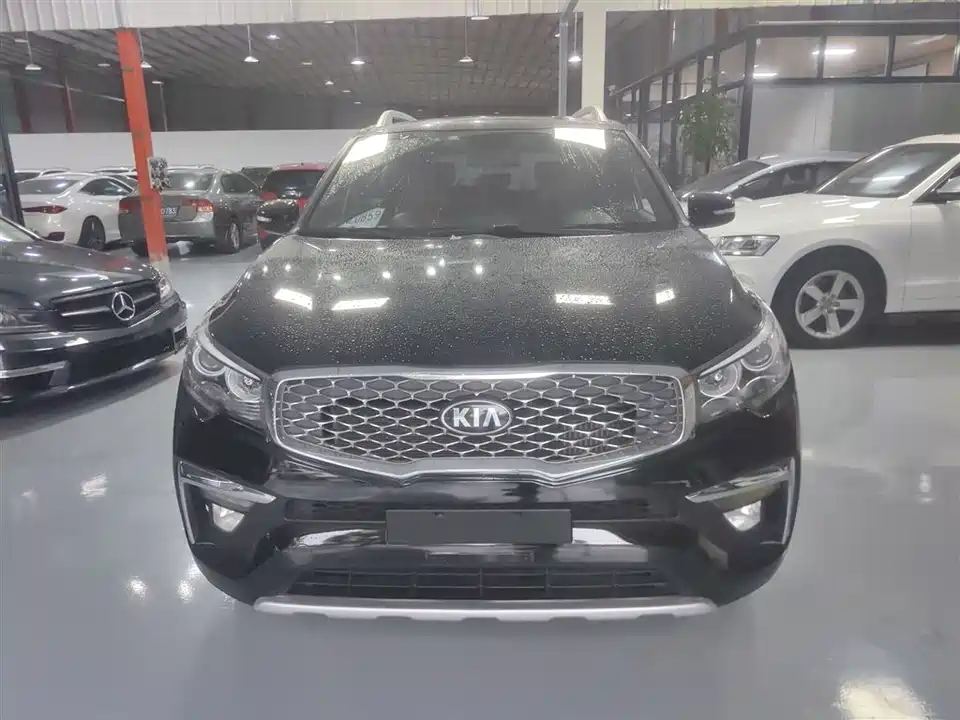Kia KX7