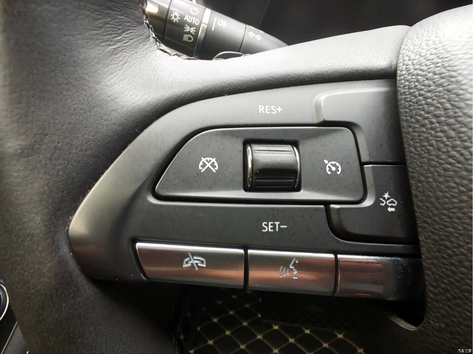 Cadillac CT5, 2023 32