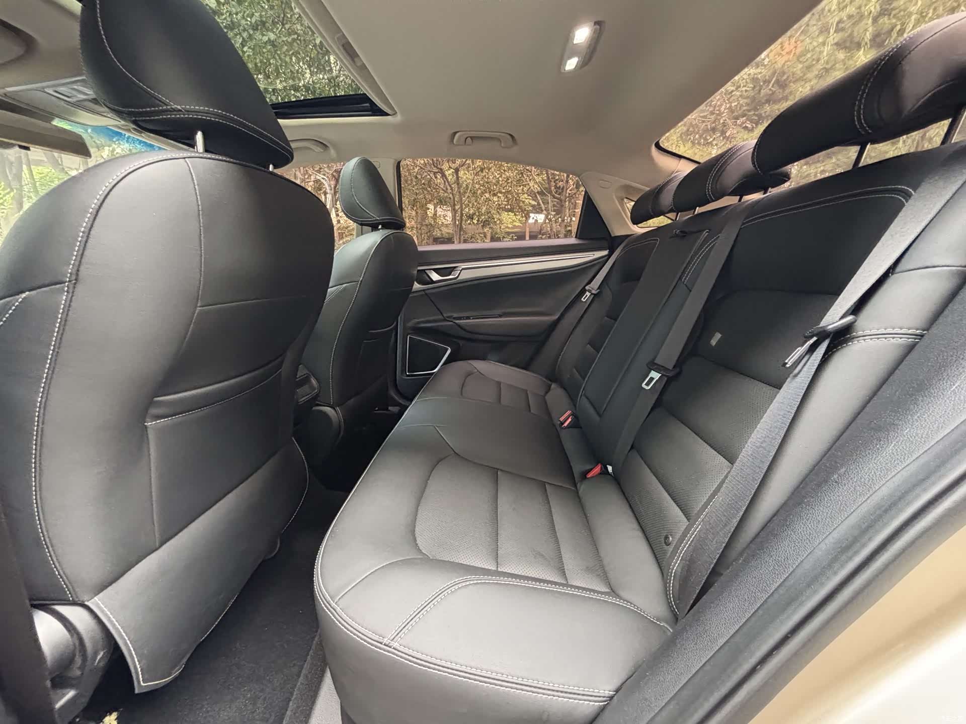Geely Emgrand, 2018 8