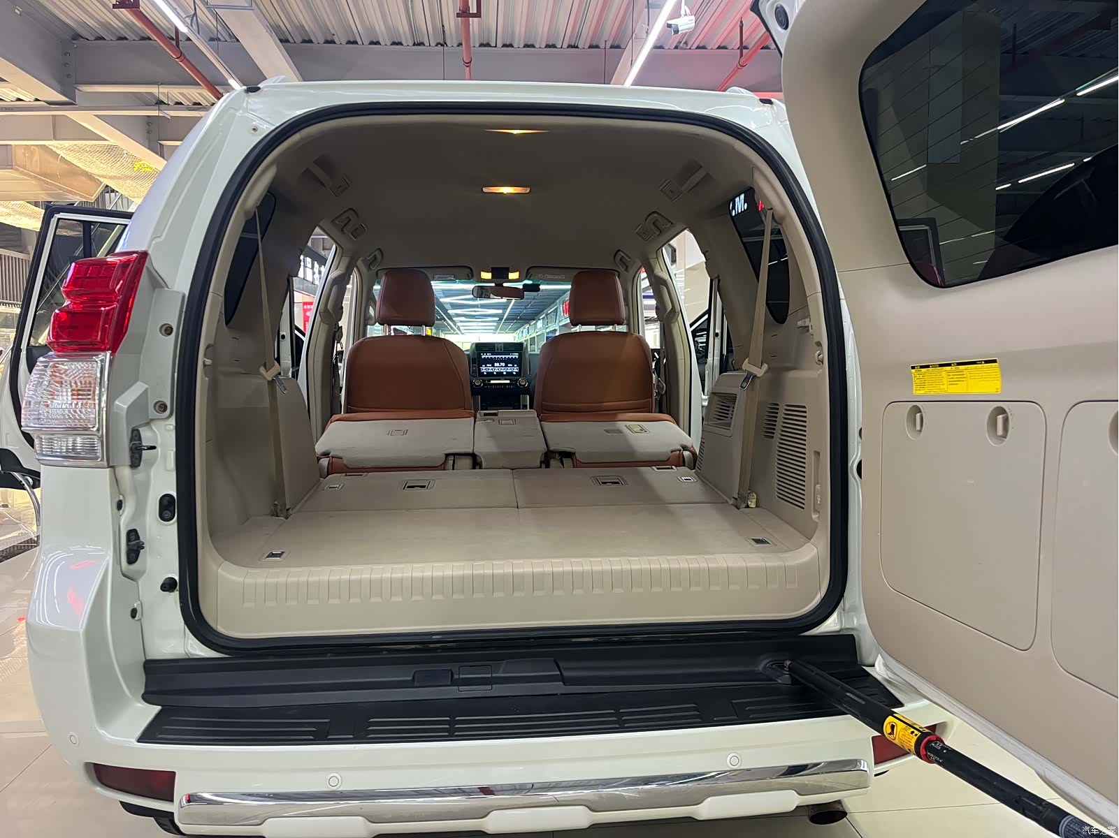 Toyota Prado, 2013 8