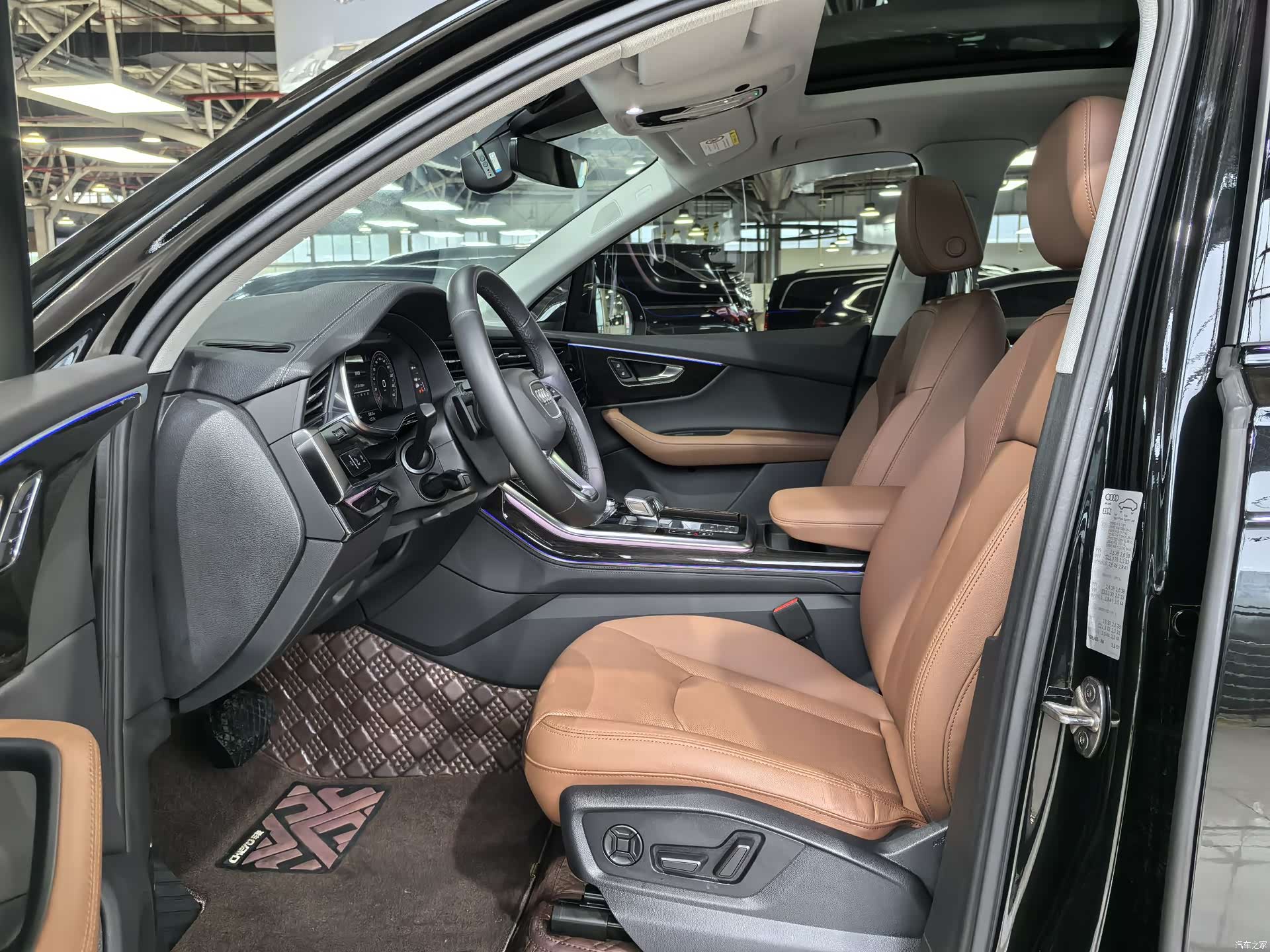 Audi Q7, 2023 23
