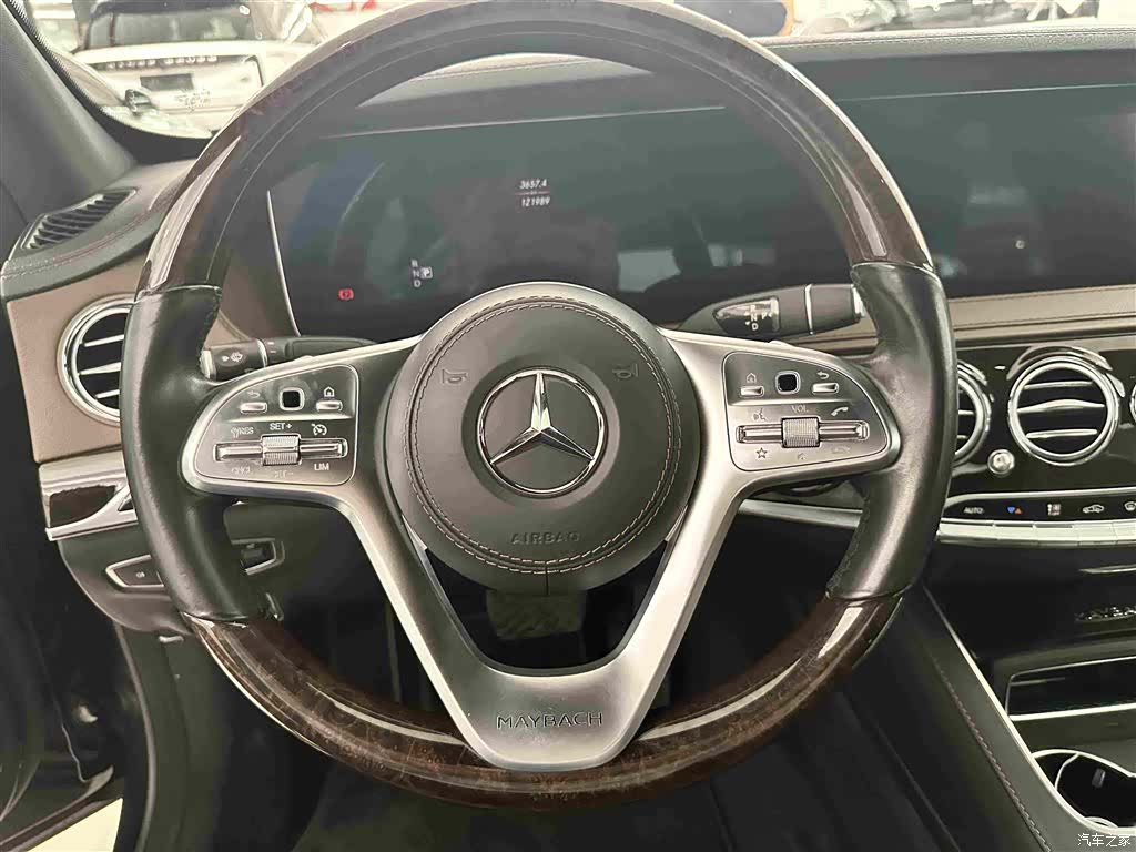 Maybach S-Class, 2019 все фото