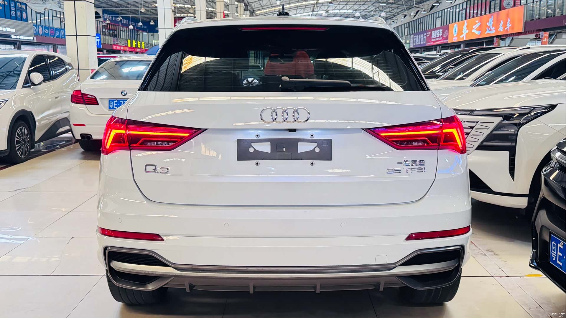 Audi Q3, 2022 12
