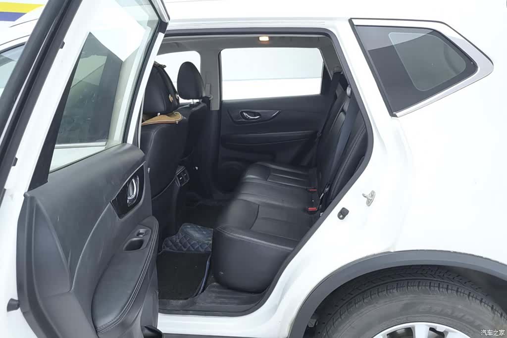 Nissan X-Trail, 2017 11