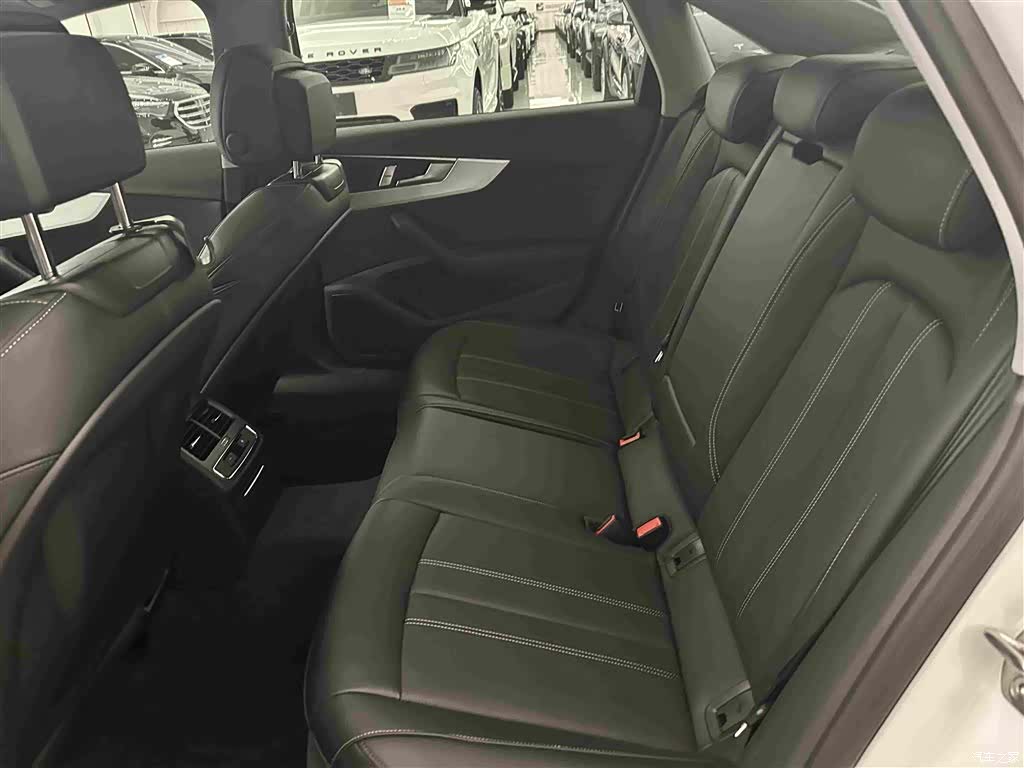 Audi A4L, 2024 12