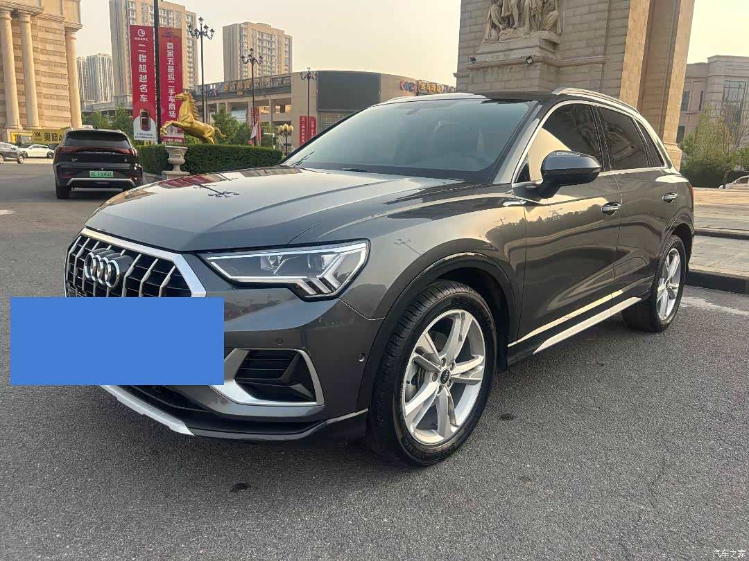 Audi Q3, 2022 2