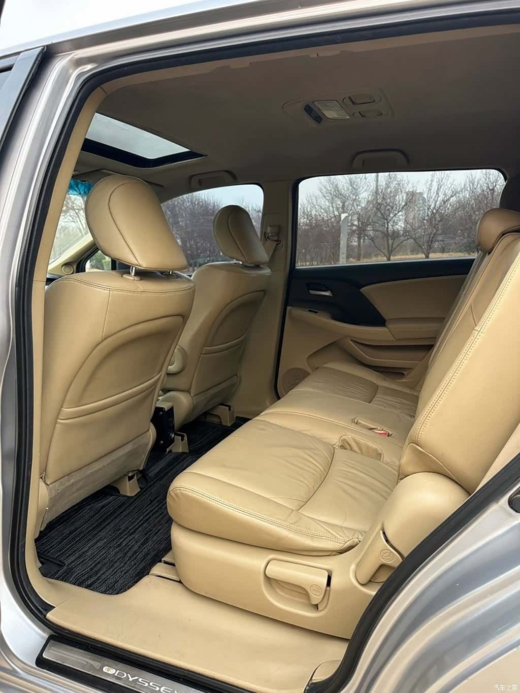 Honda Odyssey, 2011 7