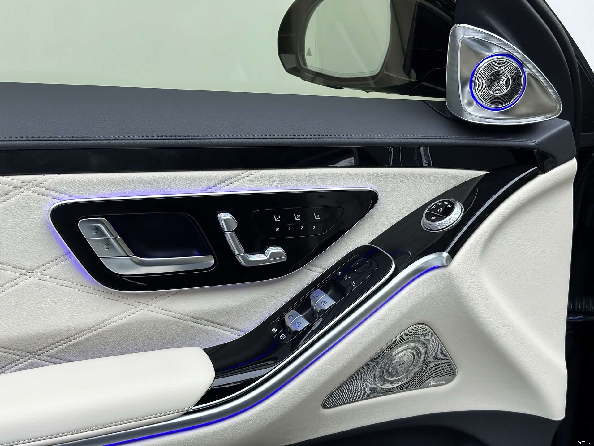 Maybach S-Class, 2025 10