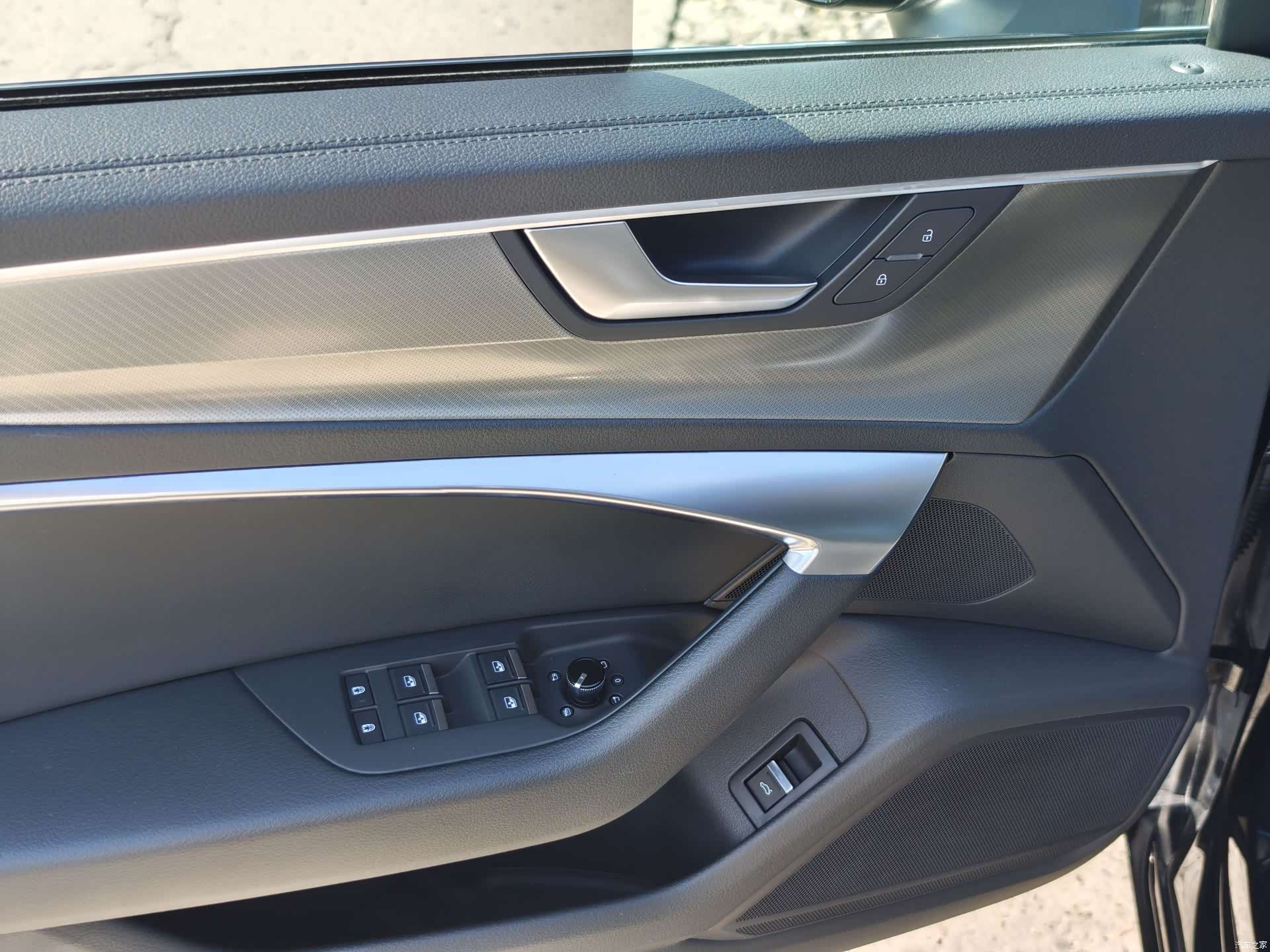 Audi A6L, 2020 13