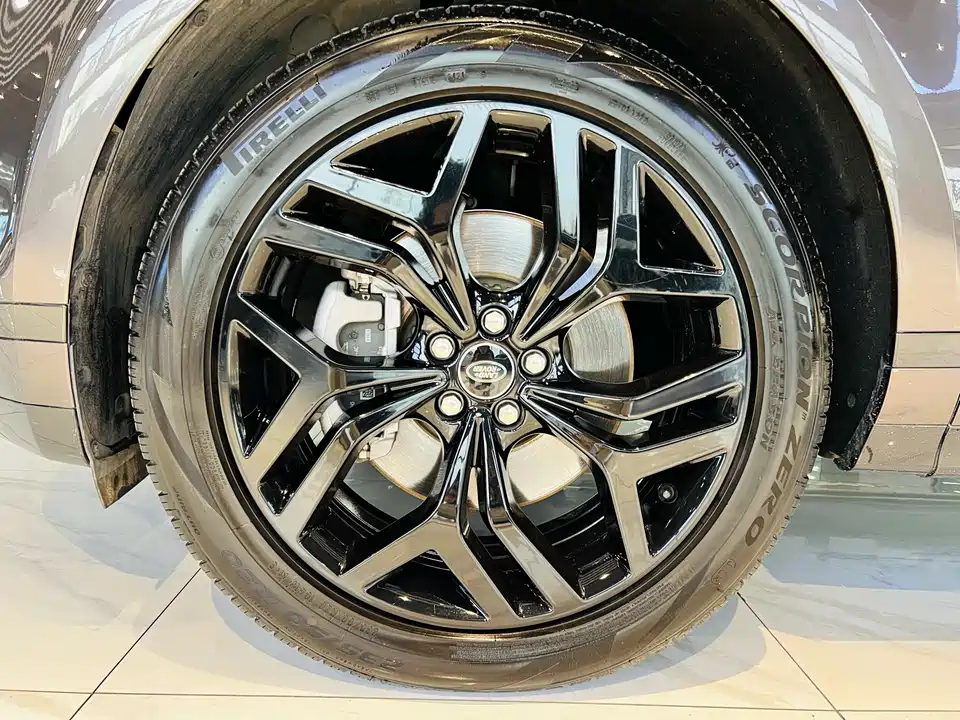 Land Rover Range Rover Aurora