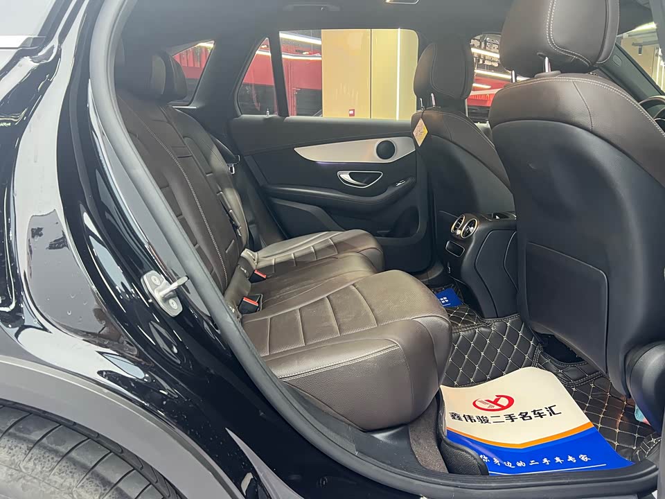 Mercedes-Benz GLC Mercedes-Benz GLC