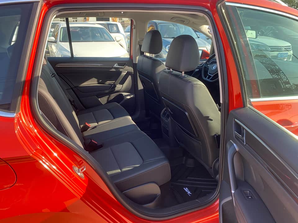 Volkswagen Golf*Jiayu