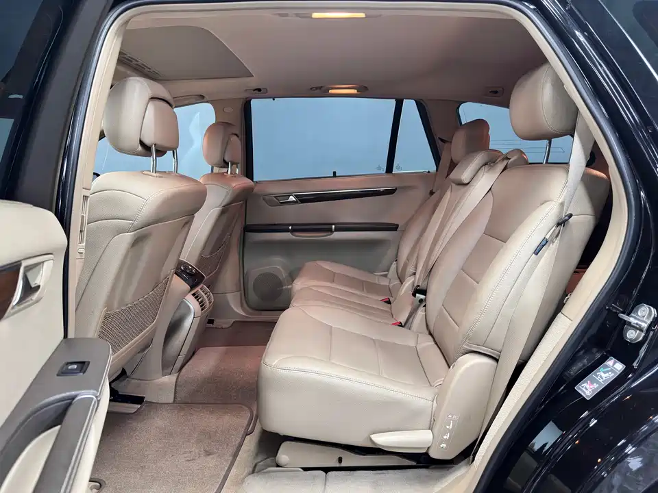Mercedes-Benz R-class