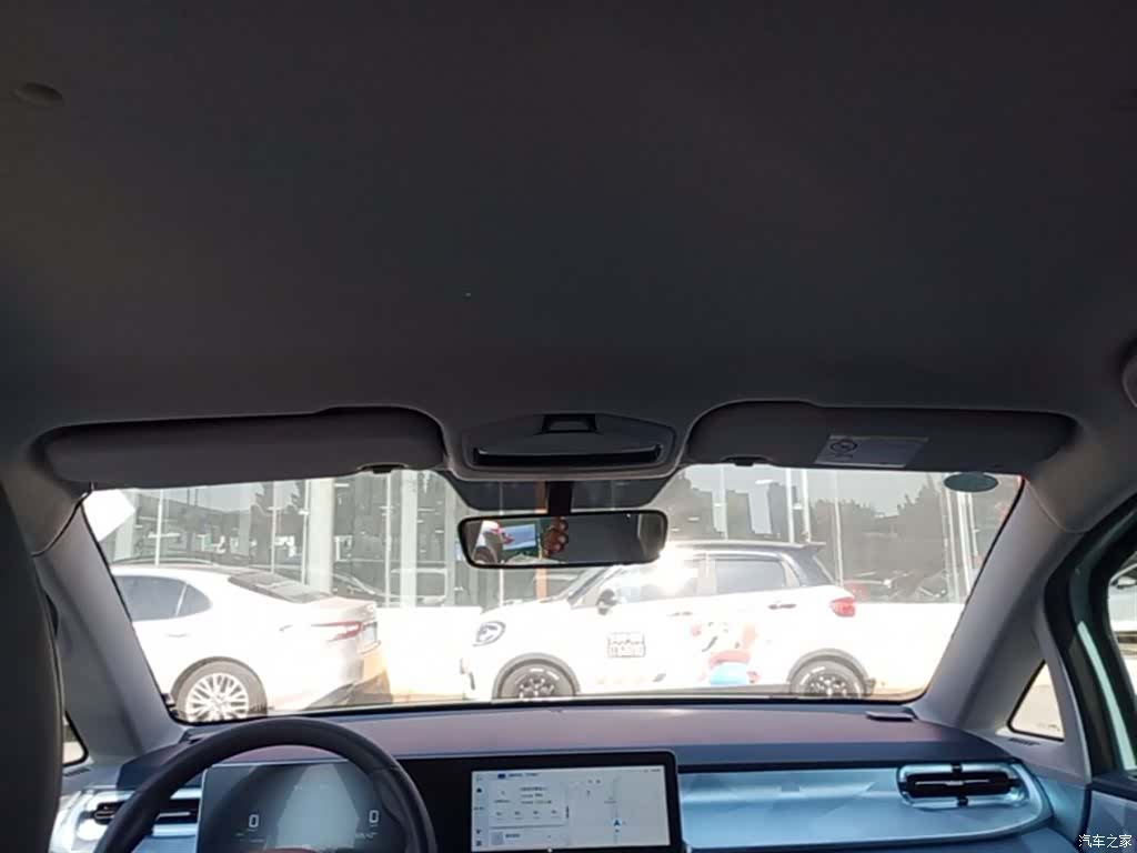 Geely E, 2023 18