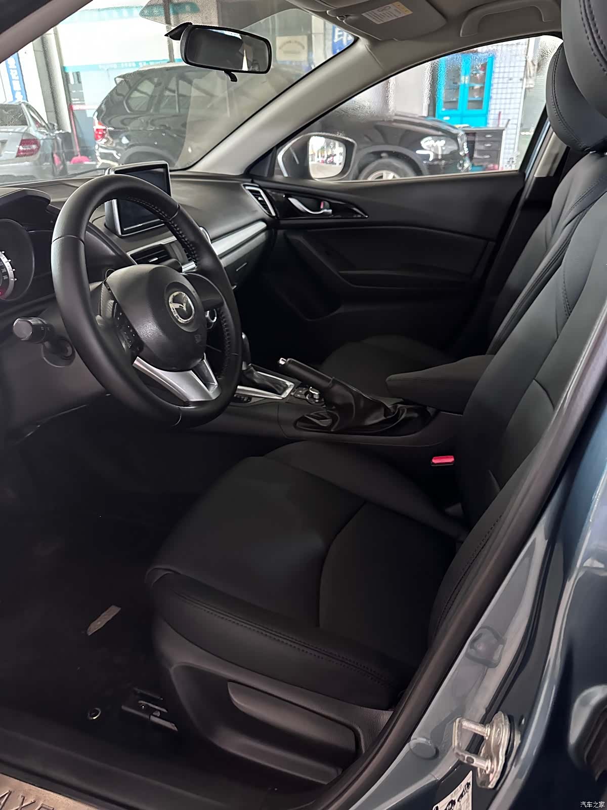 Mazda Mazda3, 2016 6